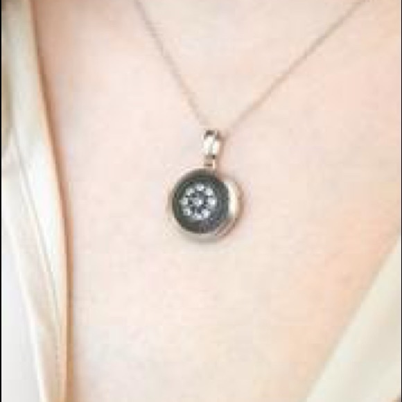 Sterling silver locket by With You Lockets - Picture 4 of 6